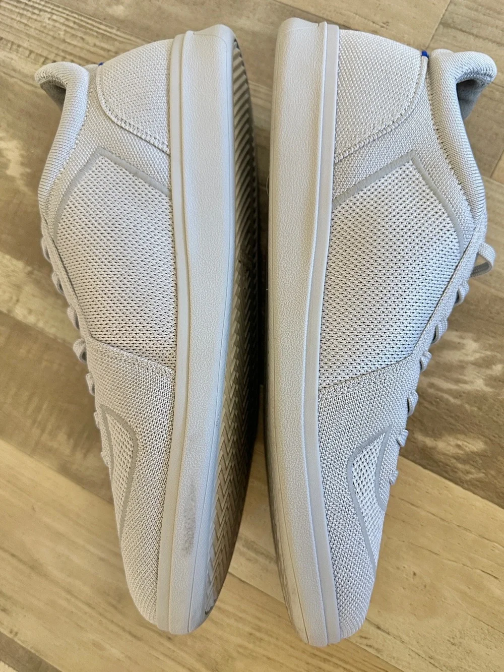 Rothys rs01 sneaker